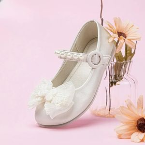 Girls Spring Small Leather Shoes Girls Simple Shallow Mouth Soft Sole Canvas Shoes Princess Shoes Childrens Leather 240531