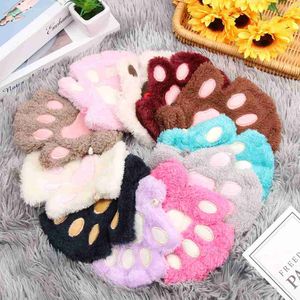 Barns fingerhandskar Keepsakes Childrens Cat Gloves Fashion Boys and Girls Cat Cl P Plush Gloves Warm and Soft Plush Short Finger Half Finger Winter Gloves WX5.30