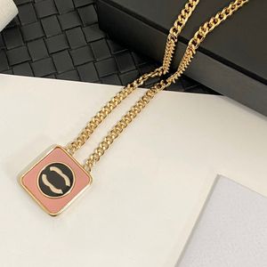 Designer Necklaces Letter Pendants Brand Jewelry Necklace Chains 18K Gold High Texture Copper Choker Pendant Men Womens Accessories Gifts