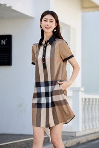 女性のためのデザイナーカジュアルドレス新しい女性用格子縞のドレスAライン韓国のファッションパーティーカジュアルドレス