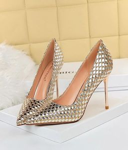 Bigtree New Spring Design Pointed Toe Glitter Bling Sequins Banquet Women Stiletto Heel Shoes Gold Sexy Ladies High heels oM9T5183666