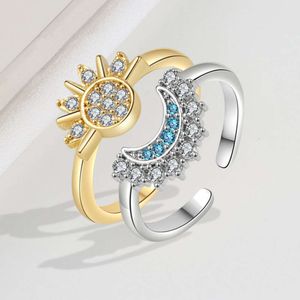 Сверкающее солнце и луна Регулируемая пара колец CZ Open Promise Ring Ring Новый стиль Стабируемый день обручальных ювелирных украшений подарок