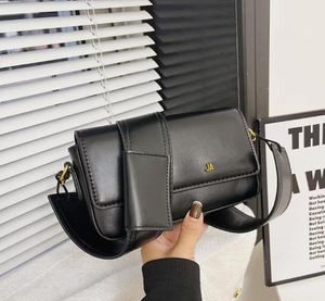Torba na ramię portfel Kobiet Designer Cruth Crossbody torebki luksusowy posiadacz kart mody torebki torebki słynne torebki swobodne WAL8058589