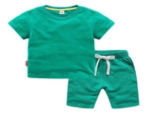 Nytt sommarmärke Tracksuit sätter babykläder passar barn mode pojkar flickor tecknad t -shirt shorts 2pcsset småbarn casual tyg4893981