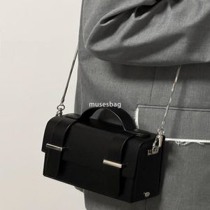Nicho de nicho Postman Bag na moda e versátil saco quadrado de bolsa de ombro crossbody bolsa de cambridge saco