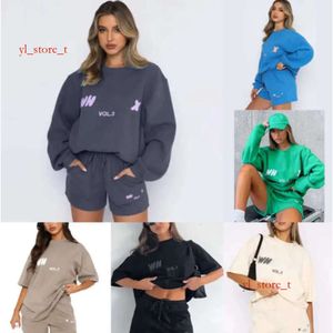 Tasarımcı Beyaz Kadın Tilki Trailtsits İki Parça Kısa Setler Yüksek Marka Moda Mektuplar Kadın Kapüşonlu Kapüşonlu Pantolon Sweatshirt ile Gevşek Tişört Spor Kadın Set B153
