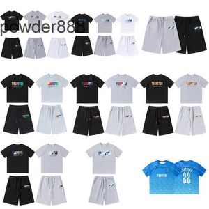 2024 Herren Purpur Trapstar Kurzarm Set Regenbogenbrief Gradient Handtuch gestickt lose Casual Shorts