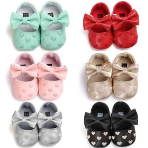 First Walkers Sneakers PU Leather Princess Candy Coloded Scarpe adatte per i neonati Big Bow Weddings Scarpe da regalo per i bambini in età prescolare WX5.31