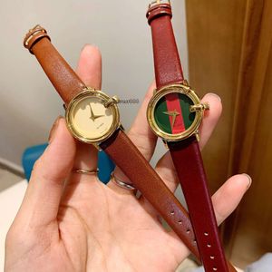 watch women Belt antique quartz with G-shaped dial, personalized and trendy cowhide watch