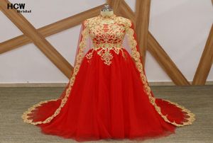 Długie czerwone sukienki balowe ze złotym koronkowym, błyszczącym paliwowym tiulami Line Arabskie suknie balowe z Cloak 2020 Custom Made Formal Dress Y200719965897