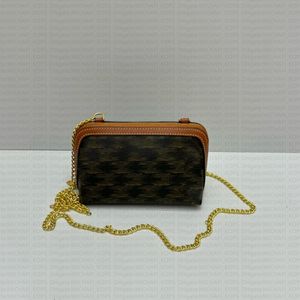 Fashionable women's chain crossbody bag genuine leather classic shell bag, designer luxury item