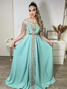 Eleganckie pełną długość kaftan arabskie sukienki wieczorowe A-line złote aplikacje koraliki Długa suknia balowa dla kobiet 2024 Dubai Kaftan Chic Formal Concert Suknia