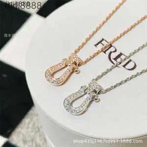 2024 New Designer2024 New Designerfaga Seiko v Gold Full Diamond Horseshoe Chain Necklace Fried Dough Twists Thick Chain Light Luxury High Grade Inlay