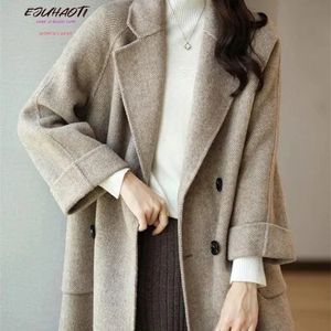 Kvinnors ull blandar hösten vinterkvinnor jacka koreansk mode fiskben löst verkar tunn mångsidig ull i mellanlängd pälskvinna kläder 231123cj