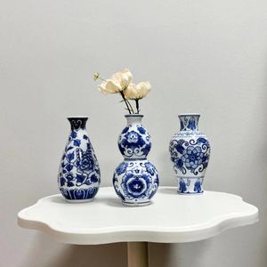 Wazony ręcznie robione małe wazon niebiesko -biały porcelanowy ceramiczny dekoracje zen herbaciarnia retro suszony kwiat
