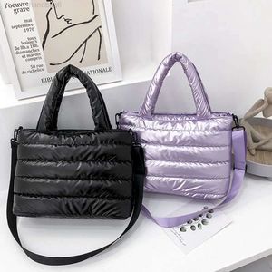 Nowa torba na puffer dla kobiet pikowana puszysta torebka lekka w dół bawełniana torba na ramię w dół wyściółki torebki crossbody Lufbq