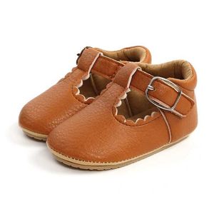 Первые кроссовки Walkers Baby Shoes разные