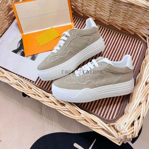 Projektanci Groovy Platforme Sneakers Women Flat Buty Klasyczne cielę czarno -biała moda wytłoczone trenerzy drukowania 53.10 02