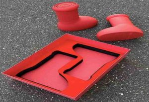 2023 MĘŻCZYZN KOBIETY RAIN BOOTS Designerowie Big Red Bot Gruby dolne nie-poślizgowe botki gumowe platforma bootie moda astro boy Z28424856