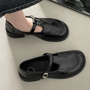 Casual Woman Shoe Round Stopa Black Flats Clogs Platform Modis Oxfords All-Match British Style Mokejczy z futrami LEAT 240605