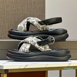 15a 4cm Thick-soled Women 2024 Summer New Roman Ladies Sandals and Slippers Joker Muffin Casual Wedges Beach Shoes