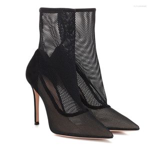 샌들 여성을위한 섹시한 패션 신발 검은 메쉬 부츠 환기 얇은 하이힐 설탕 프로스팅 무광택 발가락 스틸레토 플러스 크기 46