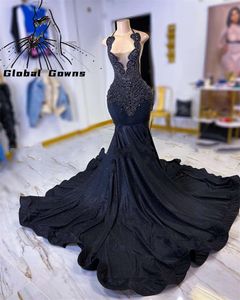 Sexy Halter Long Prom Gowns For Black Girls 2023 Sparkly Beaded Crystal Diamond Birthday Party Dresses Mermaid Evening Gown Robe