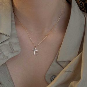 Creativity Light luxury Zircon Cross Pendant Necklace For Women Gold Silver Color Clavicle Chain Fas