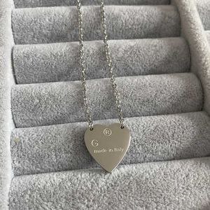 Pendant Necklaces Silver Color Women Designer Necklace G Letter Love Heart Pendant Titanium Steel Luxury Love Necklace Fashion Jewelry Wholesale