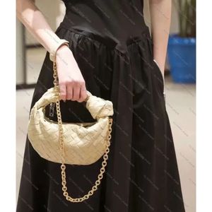 Designer 2024 Cowhide Leather Bag Chain Weave Knot Shoulder Bag Real Skin Handmade Luxury Small Totes Woman Knit Purses And Handbags 218