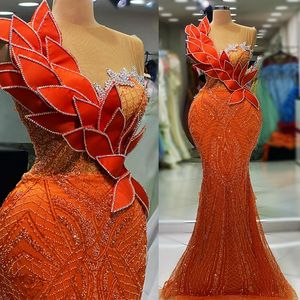 2024 Orange Prom Dress Evening Dresses Elegant Mermaid Sheer Neck pärlor Lace Leaf Rhinestones dekorerade andra mottagningsklänningar promdress Abenkleider AM1089