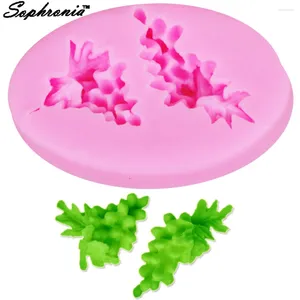 Baking Moulds Sophronia F1148 3D Grape 1pcs UV Resin Jewelry Liquid Silicone Mold For DIY Making Necklace Art Mould