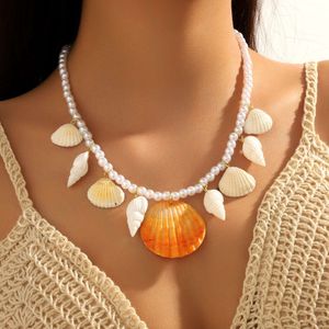 New Spring Summer Ocen Style Conch Jewelry Colored Rice Bed Beded Shell Necklce