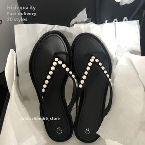 2024 Paris Designer Women Black Flat Sandals Slides Mule Letter Shoe Luxury Brands Shoes Woman Ladies Summer Flip Flops Channel tofflor Fashion Slide Thong