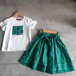 Nuovo arrivo per le magliette di cotone per bambini Skirts 2in Set di vestiti per bambini Summer Classic Abbigliamento Tops Set di abbigliamento per ragazze Set di abiti da ragazza