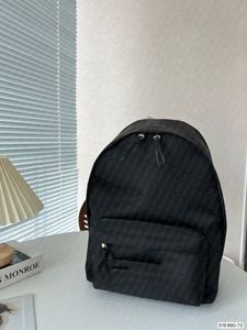 2024 Mens Sacoche Designer Tote Backpack Handbag Bolsa embreagem de ombro Back bolsas escolares bolsa de couro de moda crossbody