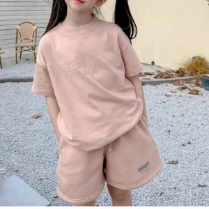 Designer de roupas infantis conjuntos de mangas curtas ess essisars trajes de bebê meninos camisetas shorts terno meninas crianças crianças casuais tshirts calças infantis