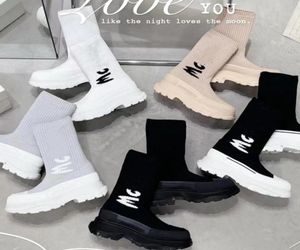 Designer Luxury Shoes MC boot Graffiti Knitting Tread Slick boots Men Women Casual socks Outdoor Shoe platform graffiti Half boots7878271