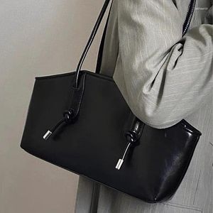 Drawstring Women's Handbag Super Underarm Bag High-end Feeling Niche Fashion Commuting Shoulder