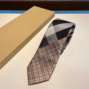 Designer Men Ties Necktie Classic Plaid Pattern Silk Cravate Brands Neck cravatta per uomo Krawatte Fashion 2024