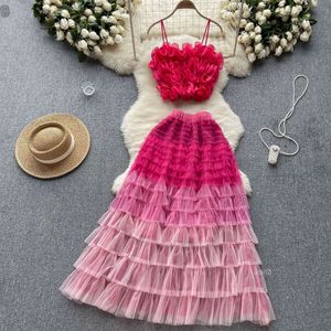 High end suit for women with three-dimensional flower mesh suspender small vest fairy mesh half length skirt two-piece set