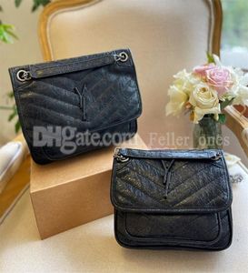 Fashion Women Luxurys Designers Bags For Womens Bag 2023 Cracks Purse Shoulder Handbag Messenger Woman Totes Fashion Metallic Hand5316564