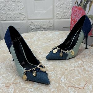 Stiletto Heel Designers shoes for womens top quality Chain buckle decoration Pumps Denim Patchwork 10.5cm high heeled Pointed Toes Dress Shoe