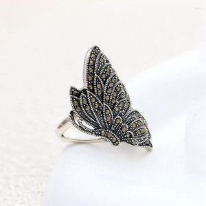 Bagues de cluster Authentique 925 Sterling Silver Butterfly Bague Lady Style Rétro Thai Incrusté Marcasite Concise Bijoux À La Mode Cadeau