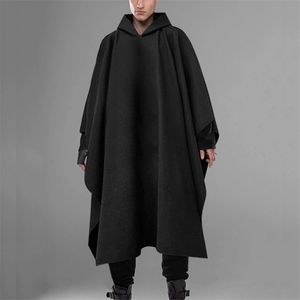 Męskie okopy płaszcze modne mężczyźni Cloak z kapturem solidny luźne luźne 2023 streetwear punkowy wiatrówek elegancki elegancki zimowy cape poncho inerun 230831