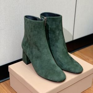 Yeni pürüzsüz kumaş ayak bileği botları deri topuk yüksekliği 6 cm zarif moda lüks tasarımcı ayakkabı fabrikası dantelli ayakkabı kapağı