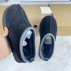 Tasarımcı Ayakkabıları Avustralya Kış Giden Tasman Kürk Slaytlar Mini Boot Classic 2023 Platform Botları Süet Yün Konfor Kış Yün Peluş Ayak Bileği Kısa Botlar