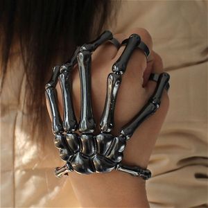 Bangle Skeleton Handarmband för kvinnor gotisk punkskalle elasticitet justerbara armband armband femme halloween festtillbehör 230831