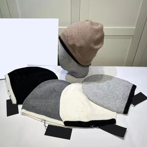5st Winter Spring Christmas Hats for Man Women Sport Fashion Black White Beanies Skallies Chapeu Caps Cotton Gorros Wool Warm Hat Sticke Cap Fluffy 5Color