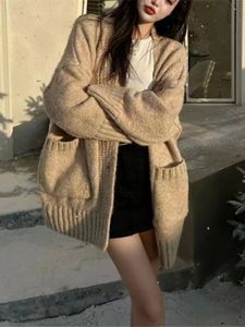 Kvinnors tröja's Coat Autumn Winter Korean version mode retro förtjockad vneck stickad cardigan tröja topp 230831